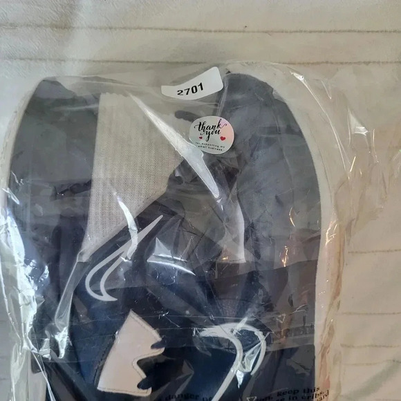 Nike Kyrie Low 5 TB Midnight Navy White DO9617-400 Men's Size 11.5 Shoes - Picture 12 of 12